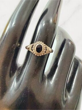Vintage Sterling Silver 925 Oval Black Onyx Ring Band Twisted Rope Bead Size 7